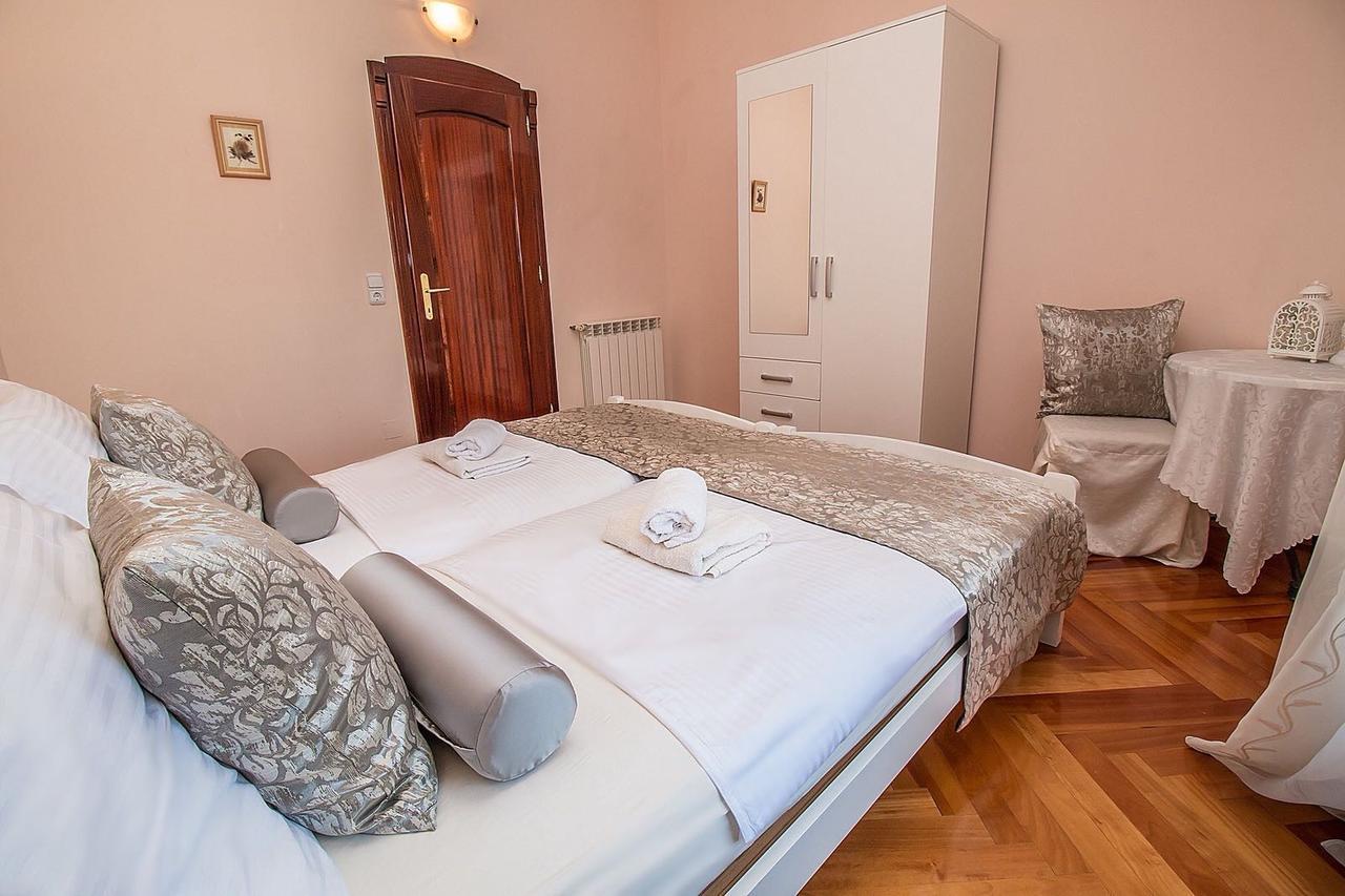 Villa Rose Rovinj Exterior photo