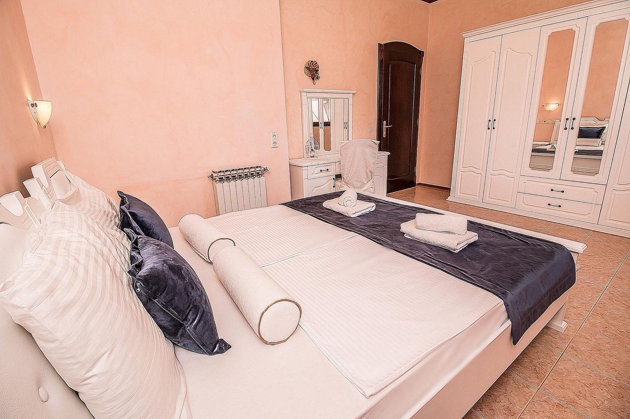 Villa Rose Rovinj Exterior photo